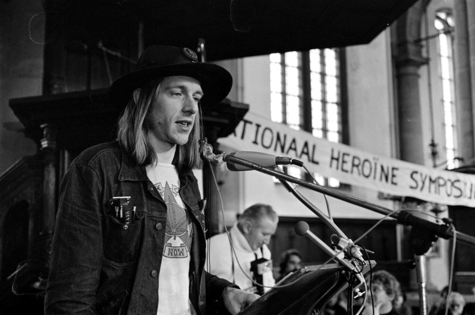 Heroinesymposium in Westerkerk in Amsterdam Koos Zwart aan het woord, Bestanddeelnr 929-4532