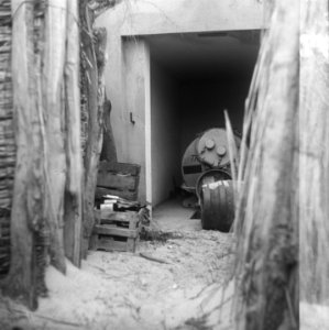 Herstelwerk in Duindorp (Den Haag) Grote hoeveelheden gestolen bier en wijn wor, Bestanddeelnr 900-5754