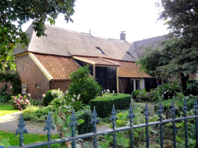 Hernen (Wijchen) Rijksmonument 9308 Broekstraat 1