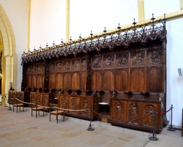 Herrenberg, Stiftskirche, Chorgestühl rechts