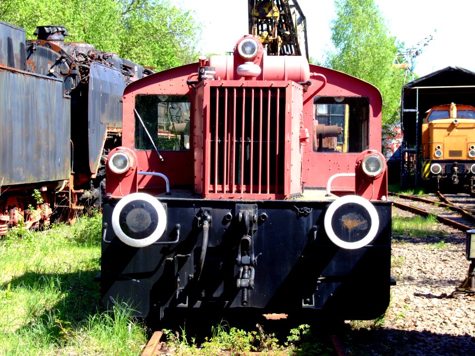 Hermeskeil O&K probably series 300 p12