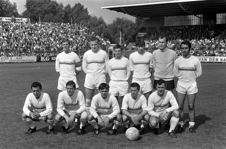 Het elftal van Fortuna Sittard, Bestanddeelnr 921-6612
