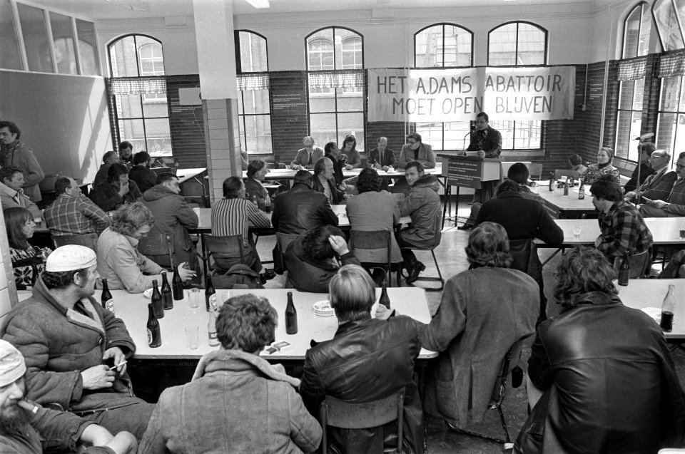 Het Komite van Waakzaamheid houdt een openbare vergadering in het abattoir van A, Bestanddeelnr 929-1217