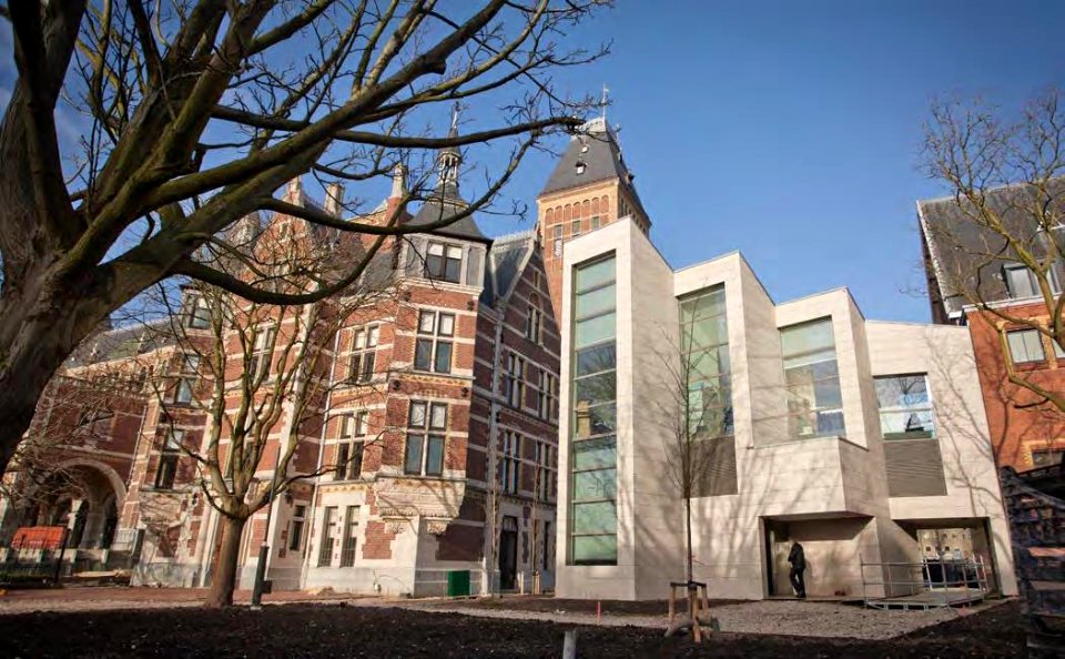 Het entreegebouw Rijksmuseum