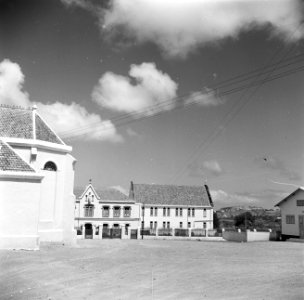 Het klooster St Jozef met zusterschool van de zusters van Schijndel in Santa Ro, Bestanddeelnr 252-7558
