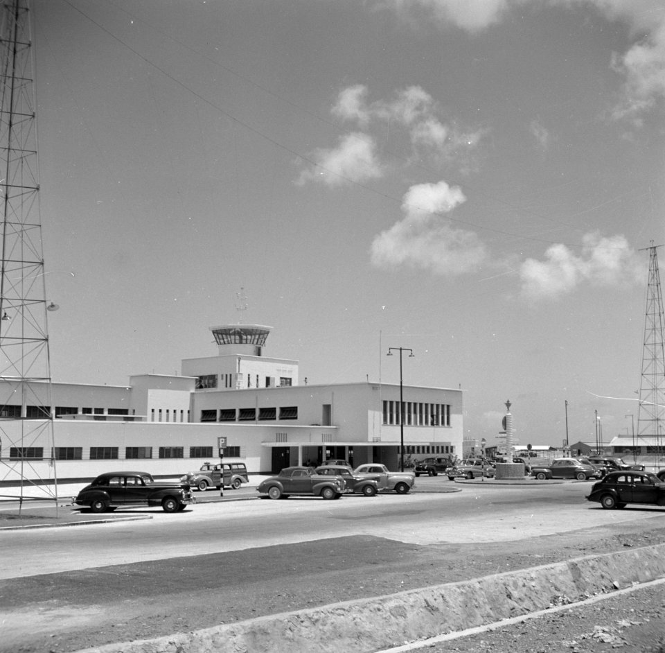 Het gebouw van vliegveld Hato op Curaçao, Bestanddeelnr 252-7671