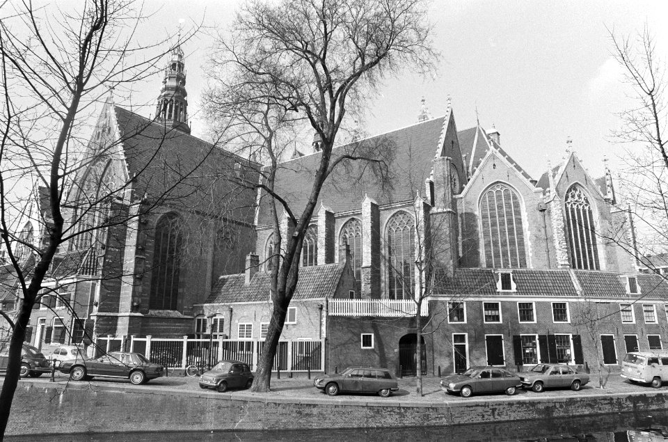 Het exterieur van de gerestaureerde kerk, Bestanddeelnr 930-1554