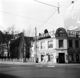 Het gebouw van het smørrebrød restaurant annex wijnhandel van Oskar Davidsen, Bestanddeelnr 252-9026 photo