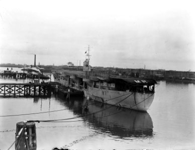 Het Engelse vliegdekschip Gadilla dat door de Nederlandse regering is aangekoc, Bestanddeelnr 900-9416