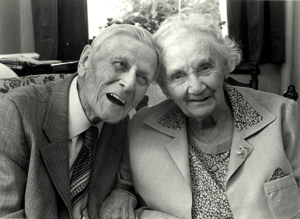 Het echtpaar Benard, 70 jaar getrouwd. Identificatienummer 54-015751