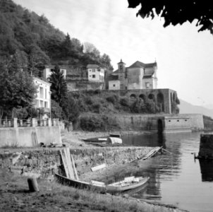 Het haventje van het dorp Cadlollo aan het Lago Maggiore, Bestanddeelnr 254-4772