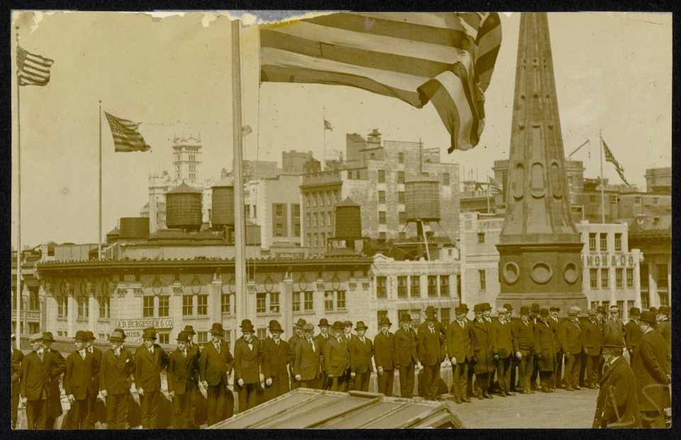 Het drillen van Amerikaanse vrijwilligers in New York, Bestanddeelnr 158-0550