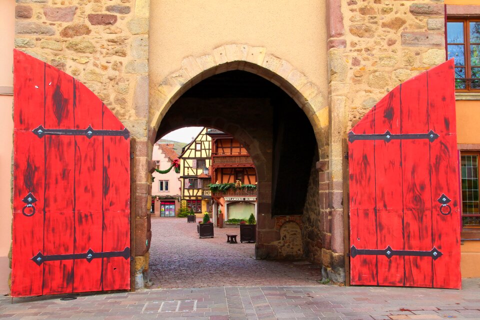 City gate historic center goal