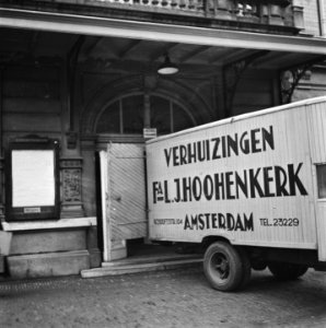 Het inpakken van de instrumenten voor het concertgebouworkest, Bestanddeelnr 901-4271