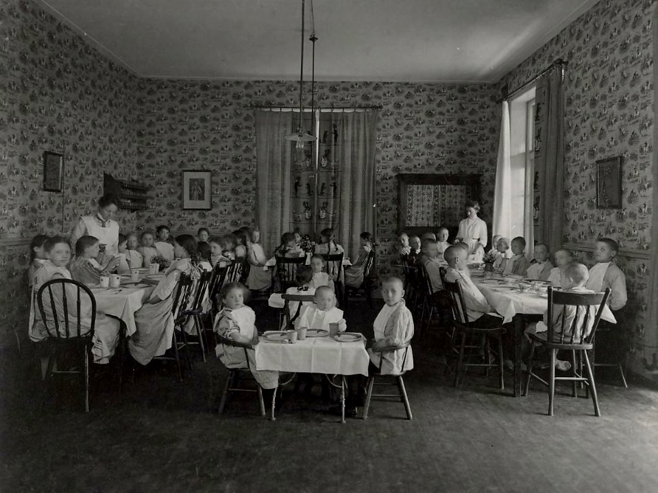 Het jubileumjaar van het Haarlems Kinderhuis 1913, Inventarisnummer NL-HlmNHA 1100 KNA006014628