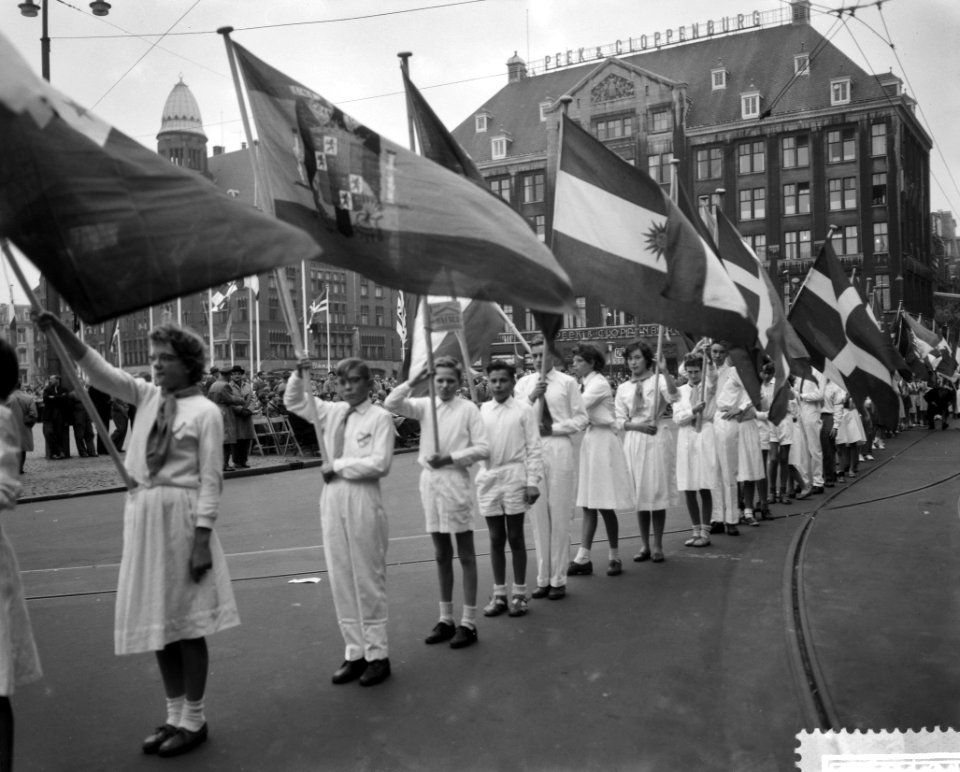 Herdenking van de Dag der Verenigde Naties op de Dam, Bestanddeelnr 910-7696