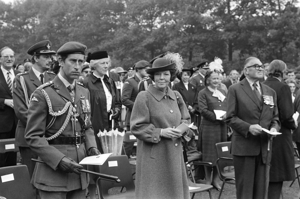Herdenking Slag om Arnhem op Airborne begraafplaats , Oosterbeek Prins Charles,, Bestanddeelnr 933-0889