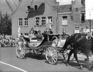 Herdenking te Wageningen, bevrijdingsdag, Bestanddeelnr 907-1179