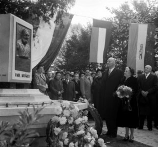 Herdenking van de geboortedag van Paul Kruger te Utrecht in de tuin van het pand, Bestanddeelnr 905-3531