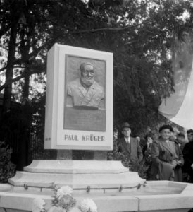 Herdenking van de geboortedag van Paul Kruger te Utrecht in de tuin van het pand, Bestanddeelnr 905-3536
