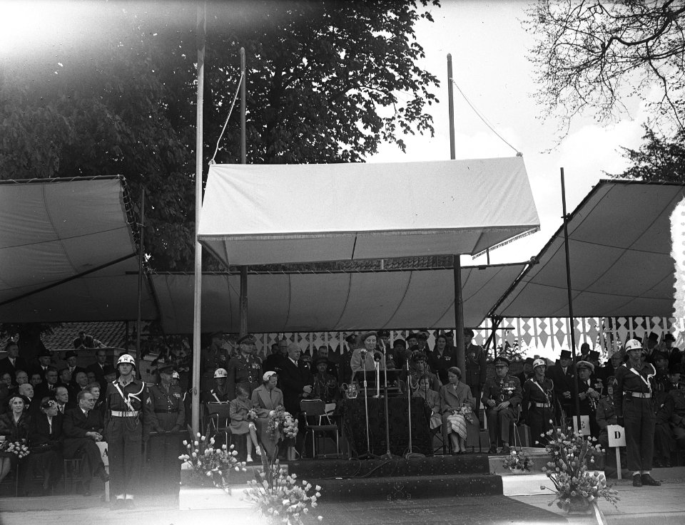 Herdenking te Wageningen, bevrijdingsdag, Bestanddeelnr 907-1189