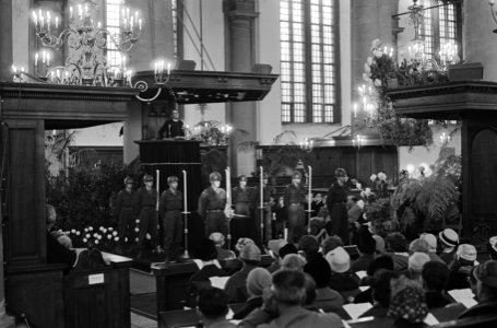 Herdenkingsplechtigheid in Westerkerk, Bestanddeelnr 913-1443