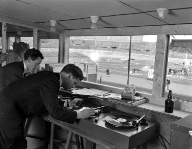 Herdenkingsspel in Olympisch Stadion, Bestanddeelnr 901-7035