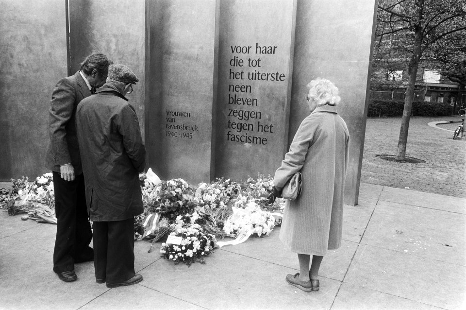 Herdenking van de Nederlandse slachtoffers van het concentratiekamp Ravensbrück , Bestanddeelnr 932-5671