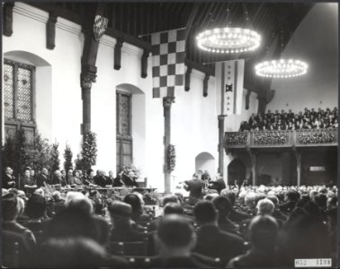 Herdenkingen, parlementen, Beatrix, prinses, Juliana, koningin, Bestanddeelnr 052-1199