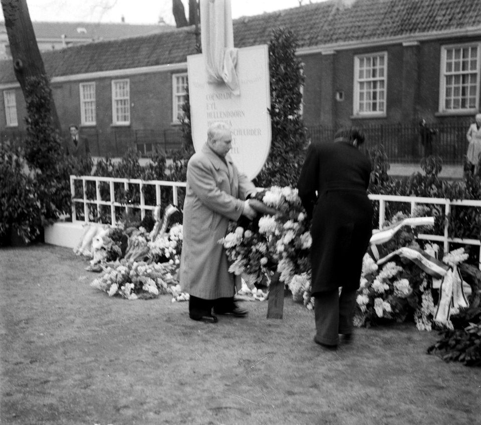 Herdenking februari-staking Amsterdam (herdenking Commandanten), Bestanddeelnr 904-9842