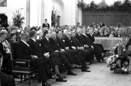 Herdenkingsbijeenkomst in de Eusebiuskerk, Bestanddeelnr 912-6016