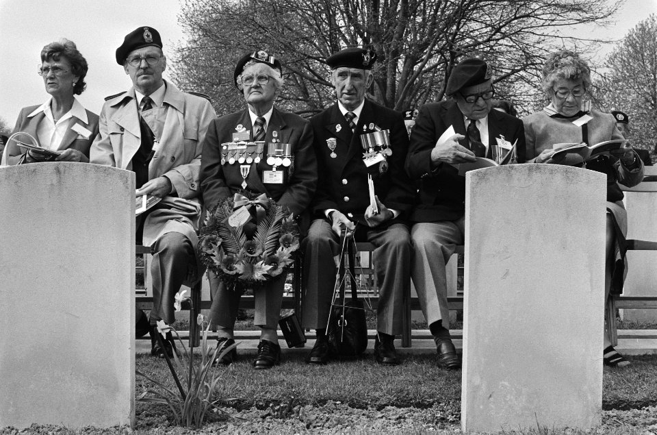 Herdenkingsdienst op Canadese erebegraafplaats in Groesbeek i.a.v. Prinses Margr, Bestanddeelnr 933-3195