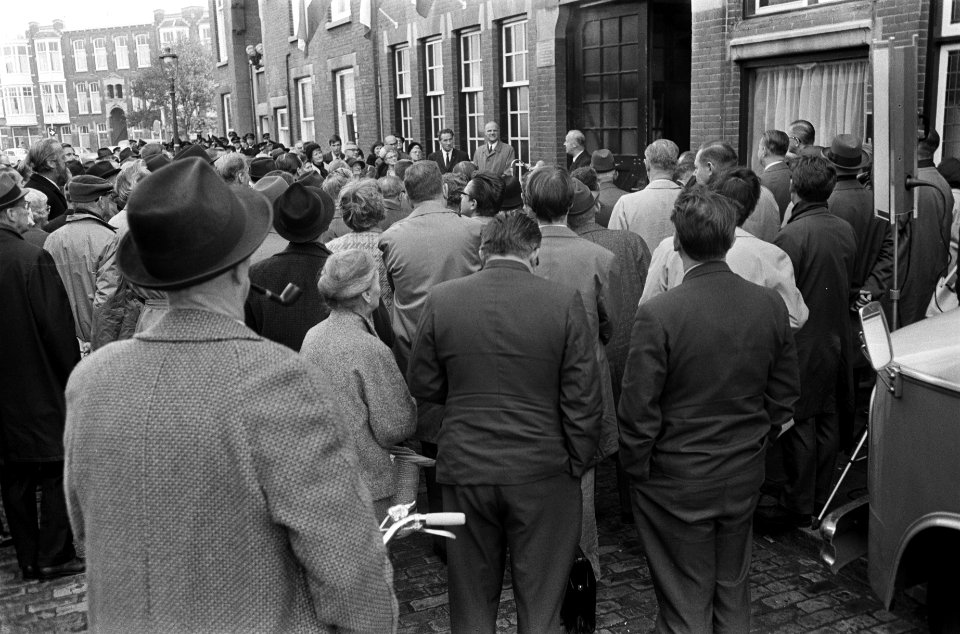 Herdenking van radiopionier ir. H. M. Schotanus Steringa Idzerda (verzorgde 50 j, Bestanddeelnr 922-9457