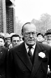 Herdenkingsplechtigheid op ere begraafplaats Canadezen Groesbeek in aanwezigheid, Bestanddeelnr 930-8179