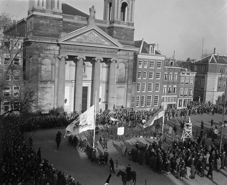 Herdenking Waterlooplein, Bestanddeelnr 902-6035