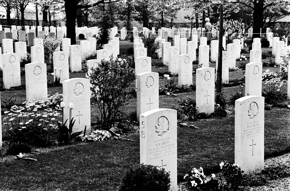 Herdenkingsplechtigheid op ere begraafplaats Canadezen Groesbeek, Bestanddeelnr 930-8174