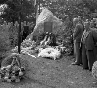 Herdenking gijzelaars in Goirle Noord Brabant, Bestanddeelnr 904-1337