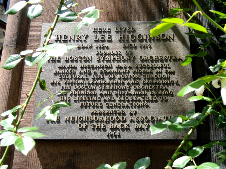 Henry Lee Higginson plaque - DSC09343