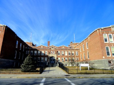 Henry K. Oliver School - Lawrence, MA - DSC03604