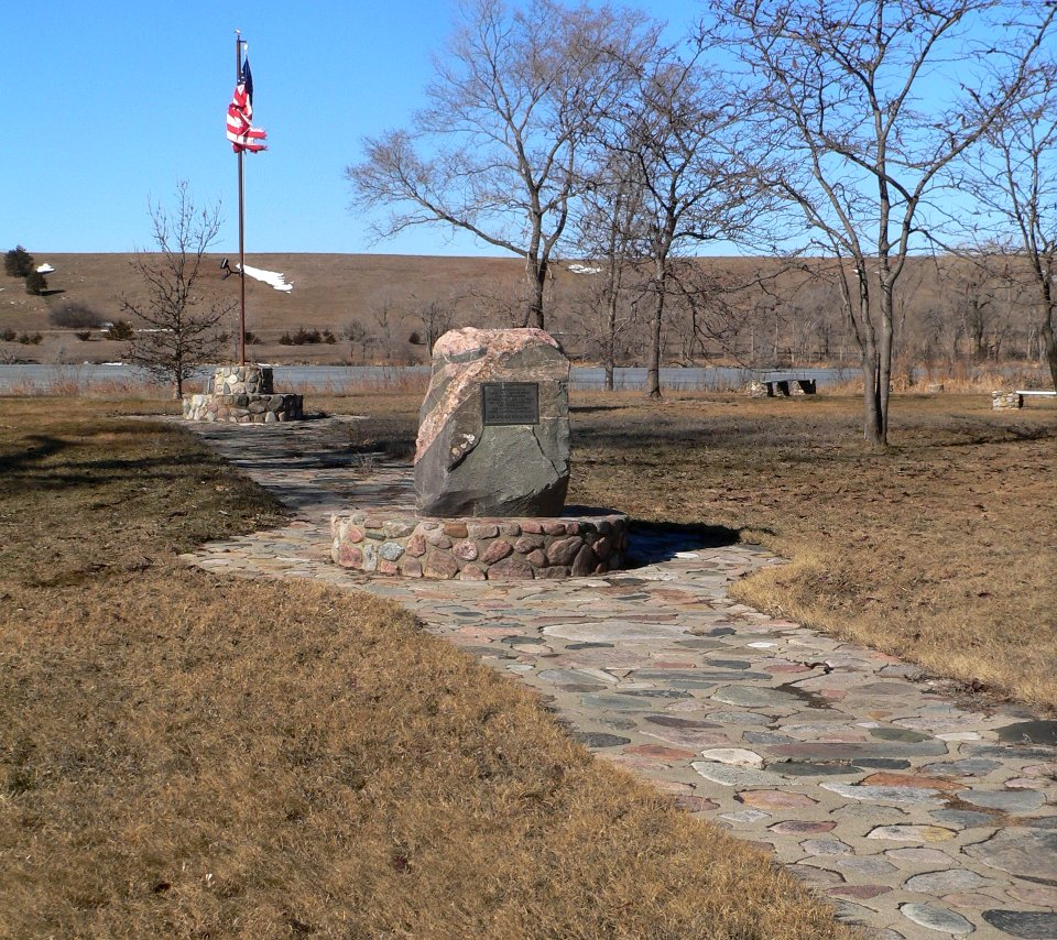 Henry Cool Park monument and flagpole 1