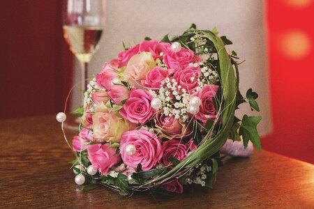 Marry wedding bouquet roses photo