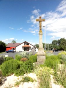 Henridorff (Moselle) croix de chemin et salle socioculturelle