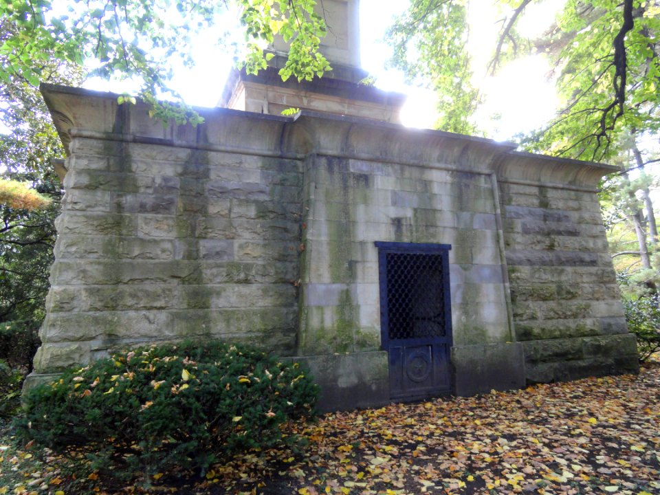 Henry Clay's grave in Lexington - DSC09039