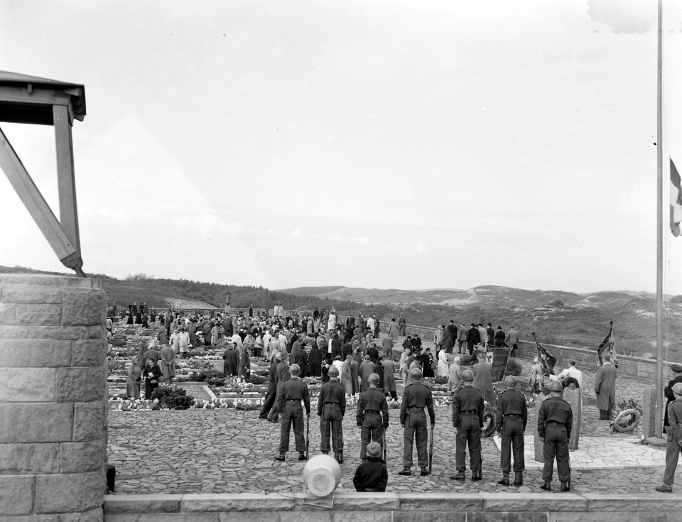 Herdenking erebegraafplaats Overveen, Bestanddeelnr 907-1276