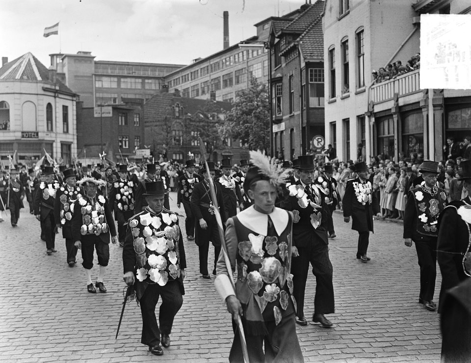 Herdenking Philips jubileum Eindhoven, Bestanddeelnr 904-5759