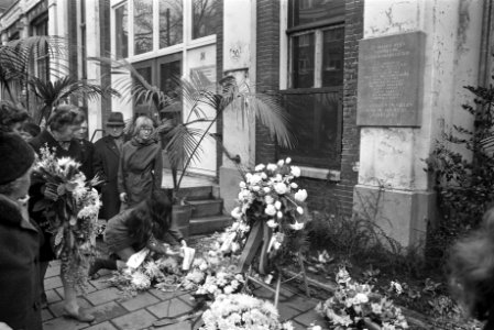 Herdenking overval op bevolkingsregister (dertig jaar geleden) in Amsterdam, blo, Bestanddeelnr 926-3027