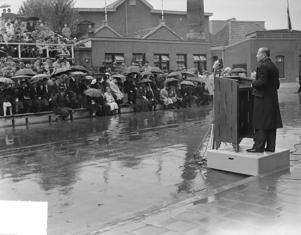 Herdenking Philips jubileum Eindhoven, Bestanddeelnr 904-5767