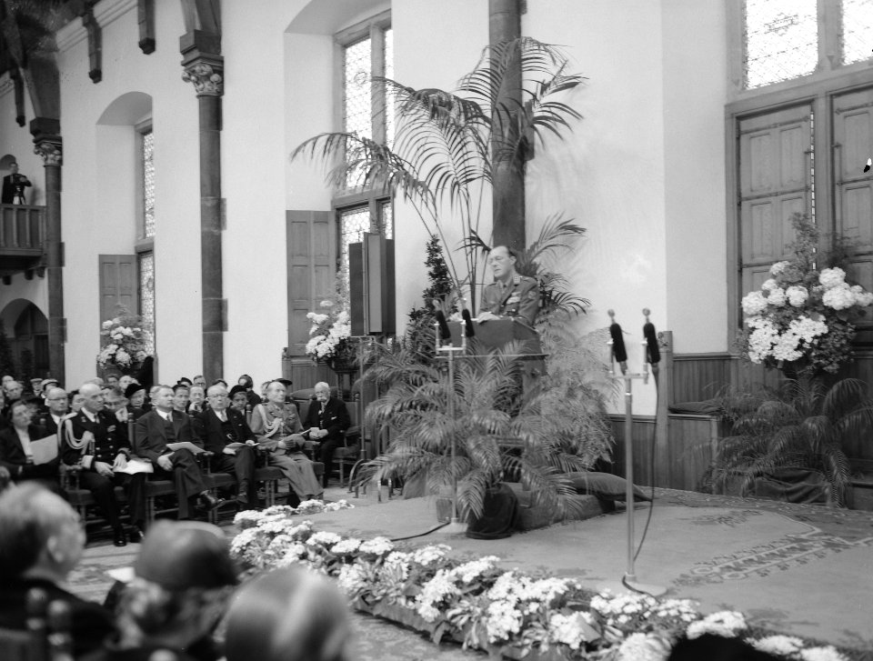 Herdenking Den Haag , de Prins spreekt in de Ridderzaal, Bestanddeelnr 907-1151
