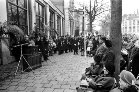 Herdenking overval op bevolkingsregister (dertig jaar geleden) in Amsterdam, blo, Bestanddeelnr 926-3029