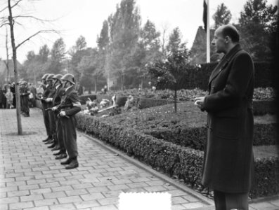 Herdenking op Apollolaan, Bestanddeelnr 904-8231